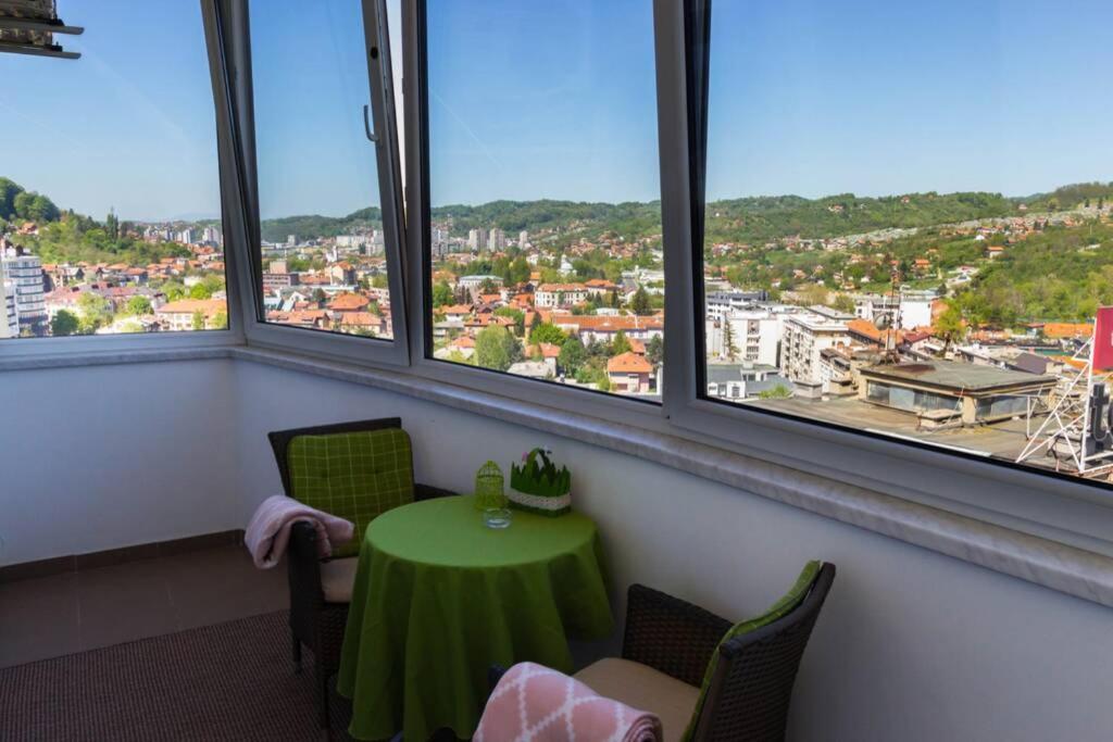 Fantasy Apartment Тузла Экстерьер фото
