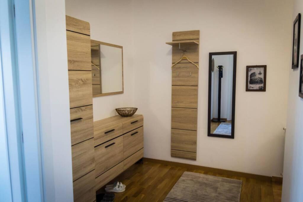 Fantasy Apartment Тузла Экстерьер фото