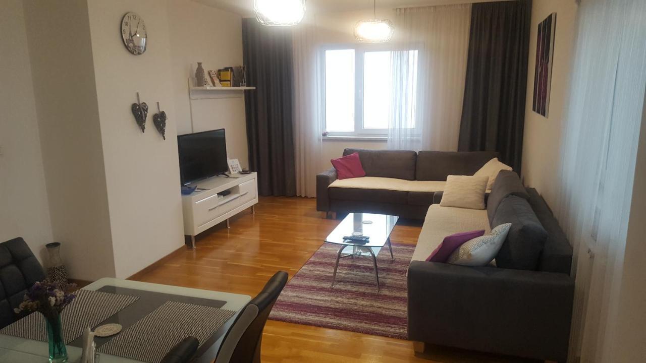 Fantasy Apartment Тузла Экстерьер фото